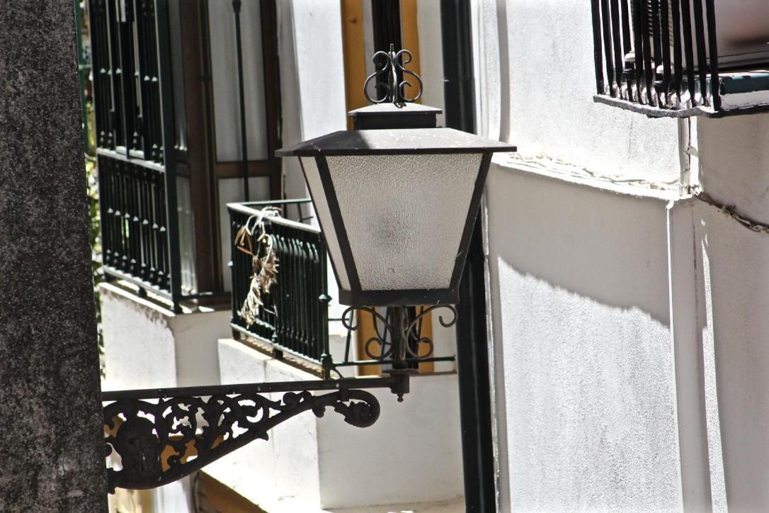 Acogedor Apt 8Pax 4Bdr 2Bth - Cozyhomesevilla1 Extérieur photo