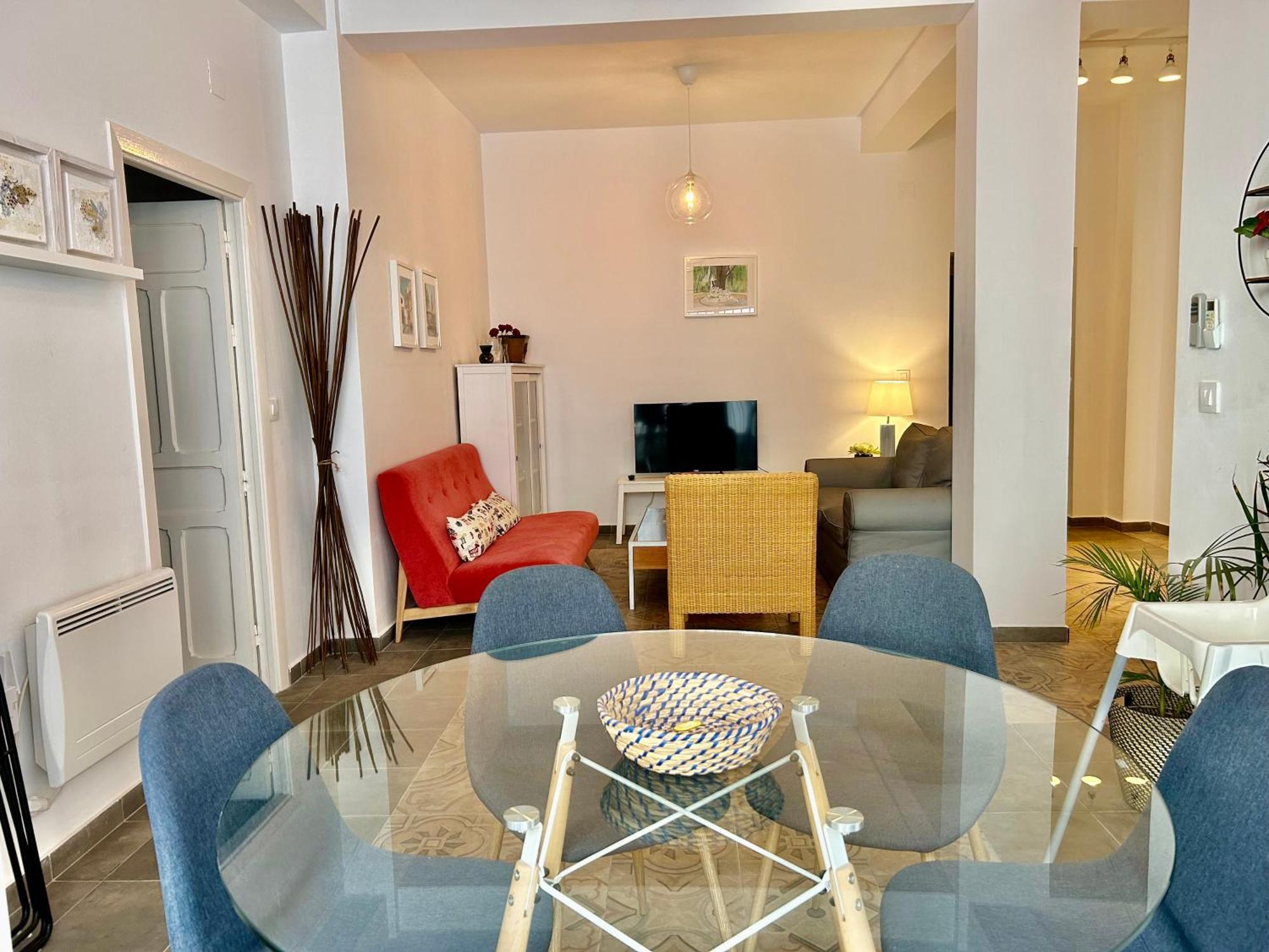 Acogedor Apt 8Pax 4Bdr 2Bth - Cozyhomesevilla1 Extérieur photo