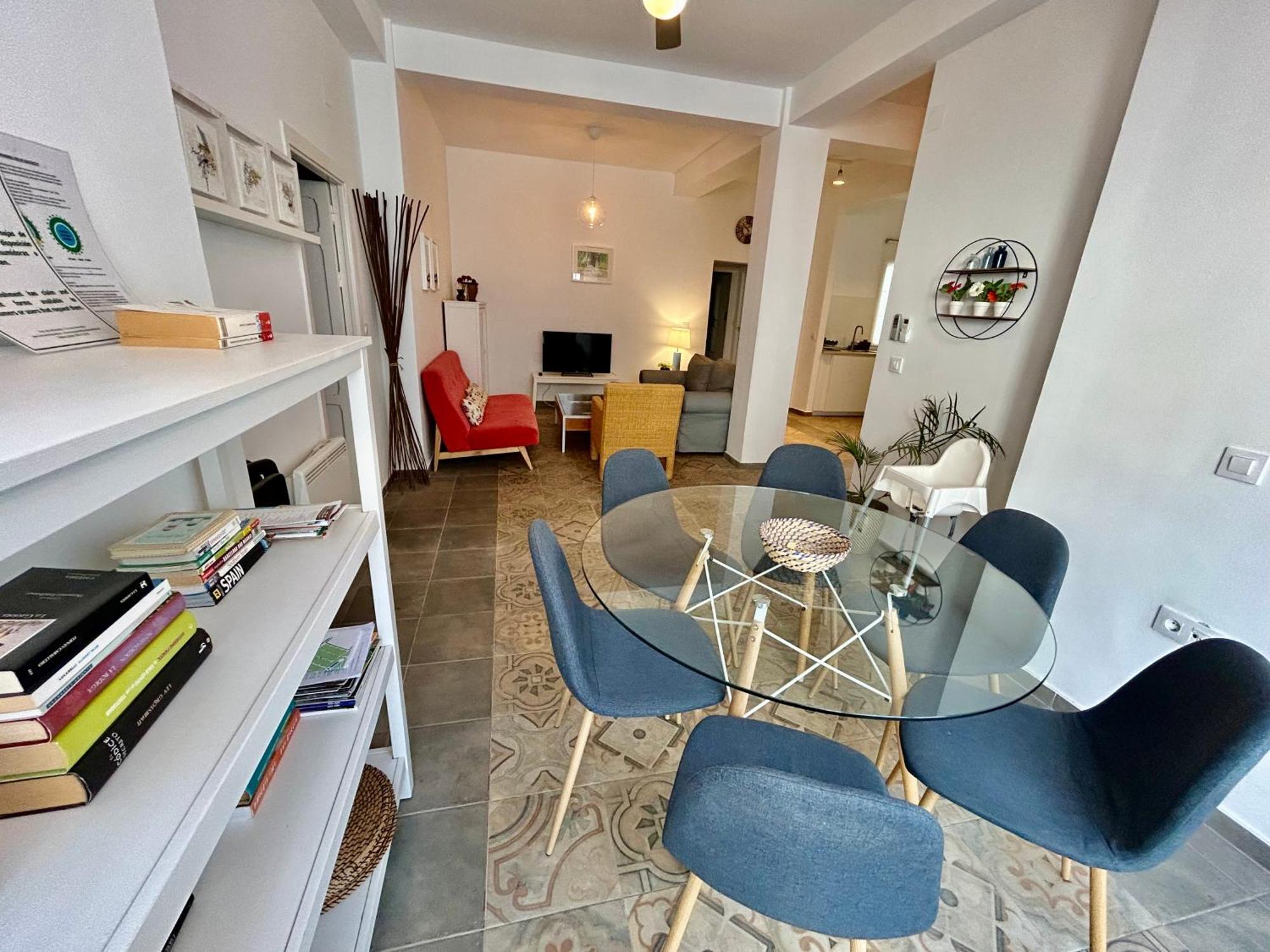 Acogedor Apt 8Pax 4Bdr 2Bth - Cozyhomesevilla1 Extérieur photo